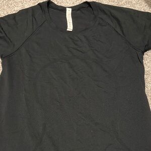 lululemon athletica Black Short Sleeve Tee